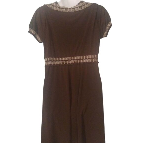 Talbots short sleeve a line dress with embroidery detail. Size MP - Picture 2 of 11